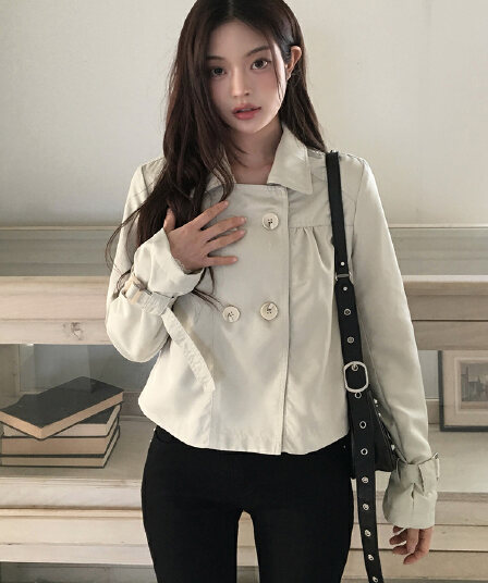 있음 선적 디자인 센스 캐주얼 쇼트 스타일 이중 버튼 폴로 칼라 바람막이 재킷 재킷