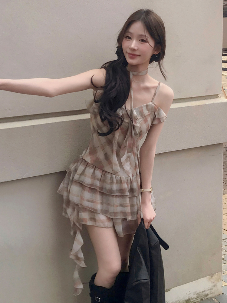 프랑스식 체크무늬 캐미솔 섹시함 디자인 센스 리본 슬림해 보이는 프릴 드레스