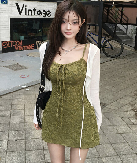 레트로 휴가 질감 슬립 여성 드레스 허리 수축 슬림해 보이는 한 마디 미니 스커트