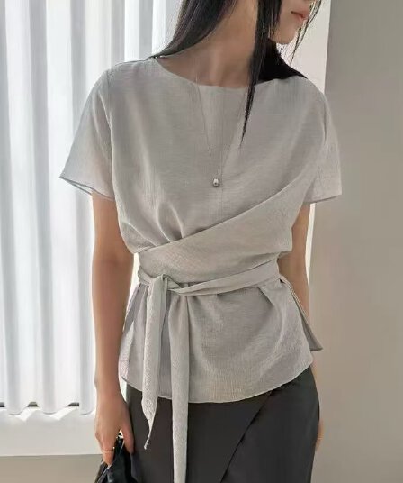 2026 한국 동대문 구매 여름 새로운 단색 라운드 넥 풀오버 중복 레이스업 반팔 맨위 여성