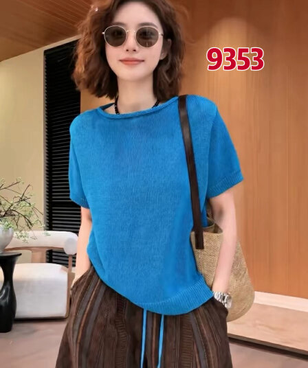 달 2026 여름 새로운 작은 대중 디자인 익스트림 제인 바람 보트넥 다용도 니트 티셔츠 2605d3498