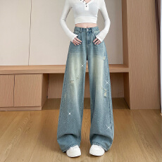 批发实拍烫钻阔腿<b class='q'>牛仔裤</b>女春秋季2026新款时尚宽松气质超火破洞直筒裤