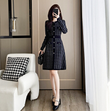 批发法式赫本风<b class='q'>高端</b>精致黑色针织<b class='q'>连衣裙</b>子女秋季新款高级感内搭A字裙