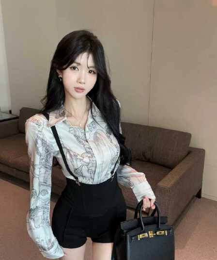 실사 순수한 욕망 바람 패션 프린트 POLO 칼라 긴팔 셔츠 새로운 자이언트 잘 생긴 하이웨이스트 멜빵 반바지 투피스 세트