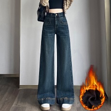 批发实拍刺绣阔腿<b class='q'>牛仔裤</b>女秋冬新款宽松显瘦设计感腰头时髦拖地加绒裤