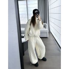 批发有货 <b class='q'>韩版</b>新款保暖菱形格上衣<b class='q'>外套</b>加宽松橡筋束脚两件套装