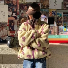 批发chic<b class='q'>韩国</b>东大门冬季款复古立领摇粒绒保暖外套