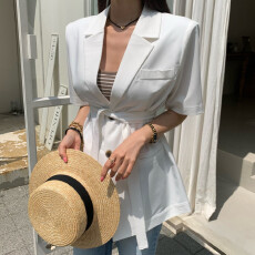 批发韩国东大门腰带调节系扣休闲气质OL<b class='q'>西装</b>短䄂外套