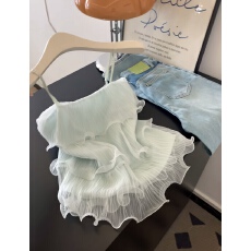 批发夏季新款甜系少女感多层荷叶边吊带无袖蛋糕<b class='q'>背心</b>上衣女