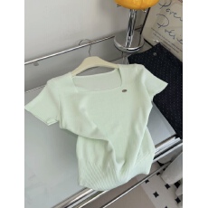 批发新款<b class='q'>韩版</b>休闲方领短袖针织衫女修身显瘦百搭纯色<b class='q'>打底衫</b>上衣