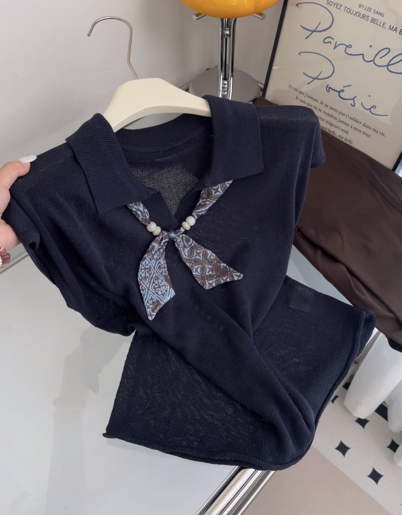 원본 추천 오트밀 색상 라이 경기 서울 아마 폴로 칼라 경기 스카프 반팔 니트 스웨터 여성 품격 캐주얼 맨위