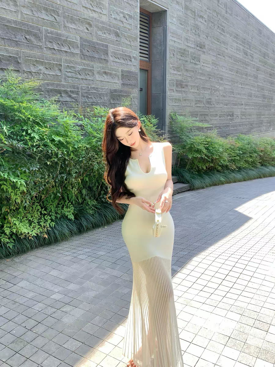프랑스식 품격 고급 센스 천 골드 작은 샤넬 스타일 u 칼라 민소매 인어 꼬리 드레스 단계별 건강 연꽃 타이트 스커트 치마