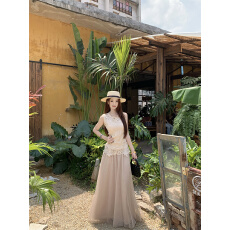 批发实拍~无袖背心镂空蕾丝上衣+高腰网纱半裙两件套