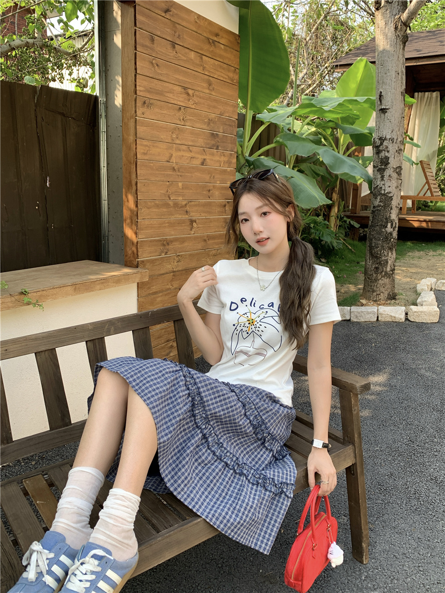 실사 한국 스타일 라운드 넥 티셔츠 하이웨이스트 체크무늬 반 스커트 투피스 세트
