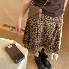 批发野性优雅！2026新款复古豹纹气质垂感荷叶边半身裙