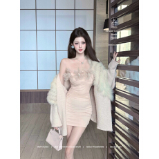 批发JOYKIKI鹅了么 梦幻花语 秋季气质纯欲拼接花朵设计<b class='q'>连衣裙</b>