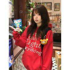 批发微胖mm红色连帽卫衣女秋冬字母钉珠<b class='q'>大码</b>女装宽松显瘦<b class='q'>情侣</b><b class='q'>外套</b>上衣