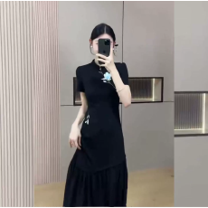 批发大码女装国潮风轻奢古韵气质旗袍裙女2026夏新中式盘扣刺绣<b class='q'>连衣裙</b>