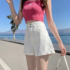 批发超高腰<b class='q'>牛仔</b><b class='q'>短裤</b>女新款ins风韩版双扣宽松显瘦<b class='q'>卷</b><b class='q'>边</b>阔腿a字热裤子夏