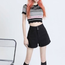 批发超高腰<b class='q'>牛仔</b><b class='q'>短裤</b>女新款ins风韩版双扣宽松显瘦<b class='q'>卷</b><b class='q'>边</b>阔腿a字热裤子夏