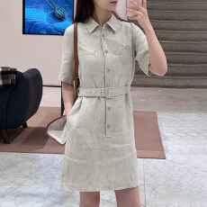 批发高级感巨好看灰色衬衫<b class='q'>连衣裙</b>2026新款今年流行出席重要场合裙子春