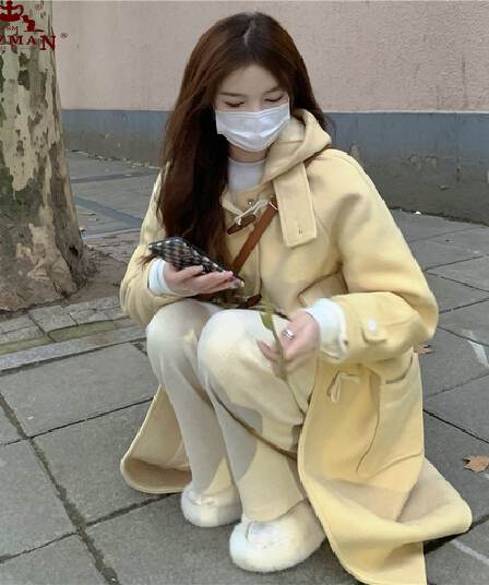 그는 벤 바람 우유 부서 착용 가져 가라. 가을철 연령 감소 소뿔 버클 디자인 센스 모직 코트 재킷 가을 겨울철 여성