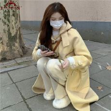 批发赫本风奶系穿搭秋天减龄牛角扣设计感毛呢大衣外套秋冬季女