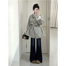 批发韩系呢子大衣<b class='q'>女</b>2025冬新款毛呢<b class='q'>外套</b>小个子赫本风高级感气质正流行