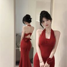 批发夏季新款辣妹<b class='q'>连衣裙</b>链条高级绑带鱼尾裙<b class='q'>露背</b>修身吊带中长裙