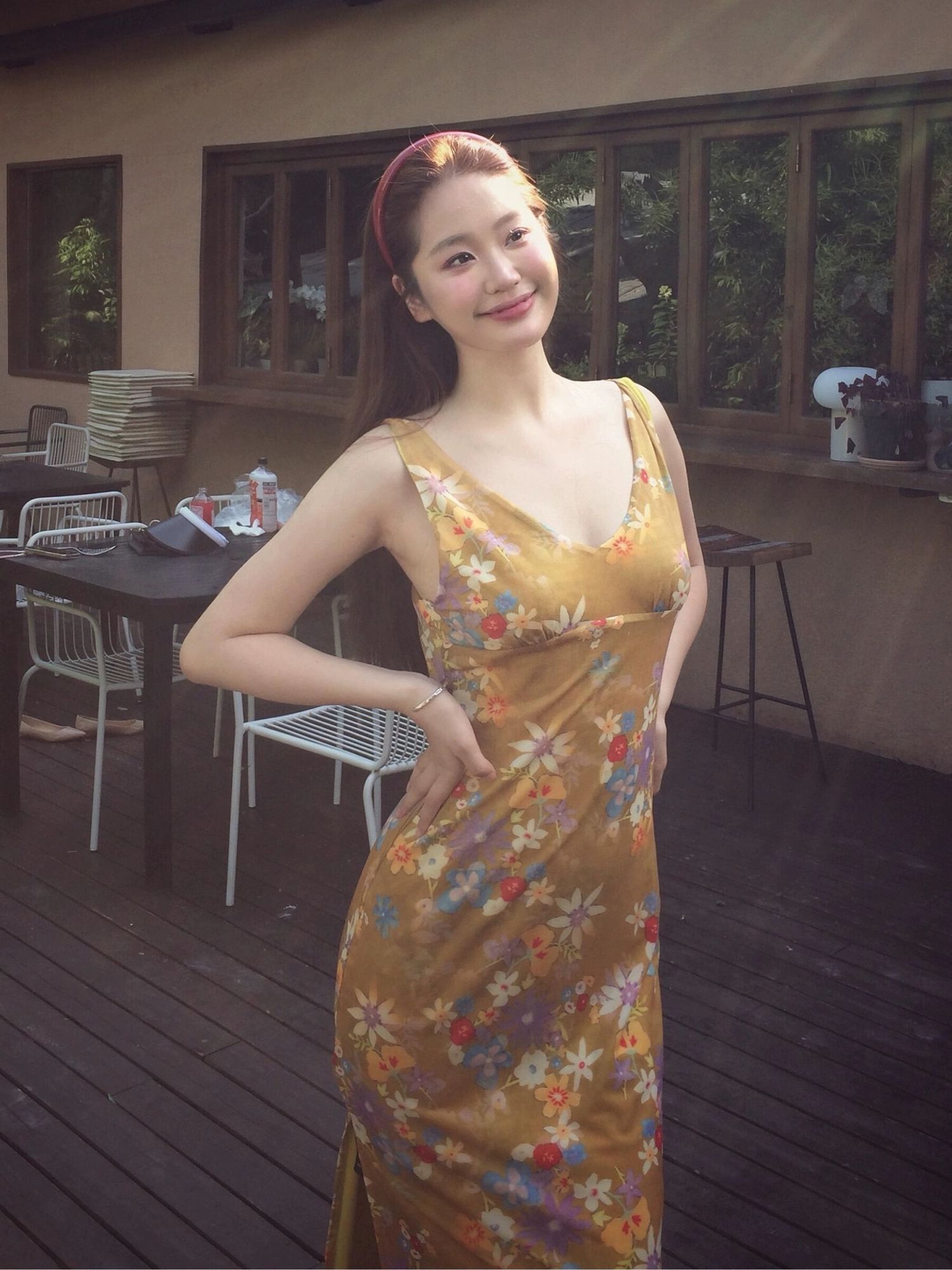 출퇴근 도파민 꽃무늬 프린트 휴가 바람 프린트 V넥 슬립 드레스 몸매 가꾸기 미니멀리즘 롱 코트 드레스