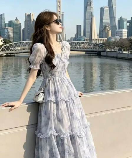 프랑스식 꽃무늬 여성 드레스 여름 슈퍼 요정 새로운 광장 칼라 거품 소매 허리 수축 슬림해 보이는 쉬폰 롱 스커트 부드러운 바람