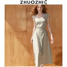 批发法式休闲辣妹气质<b class='q'>连衣裙</b>2026夏季新款百搭宽松通勤长裙