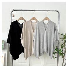 批发防晒披肩女薄款洋气长款<b class='q'>罩衫</b>纯色素色亲肤舒适开叉斗篷空调