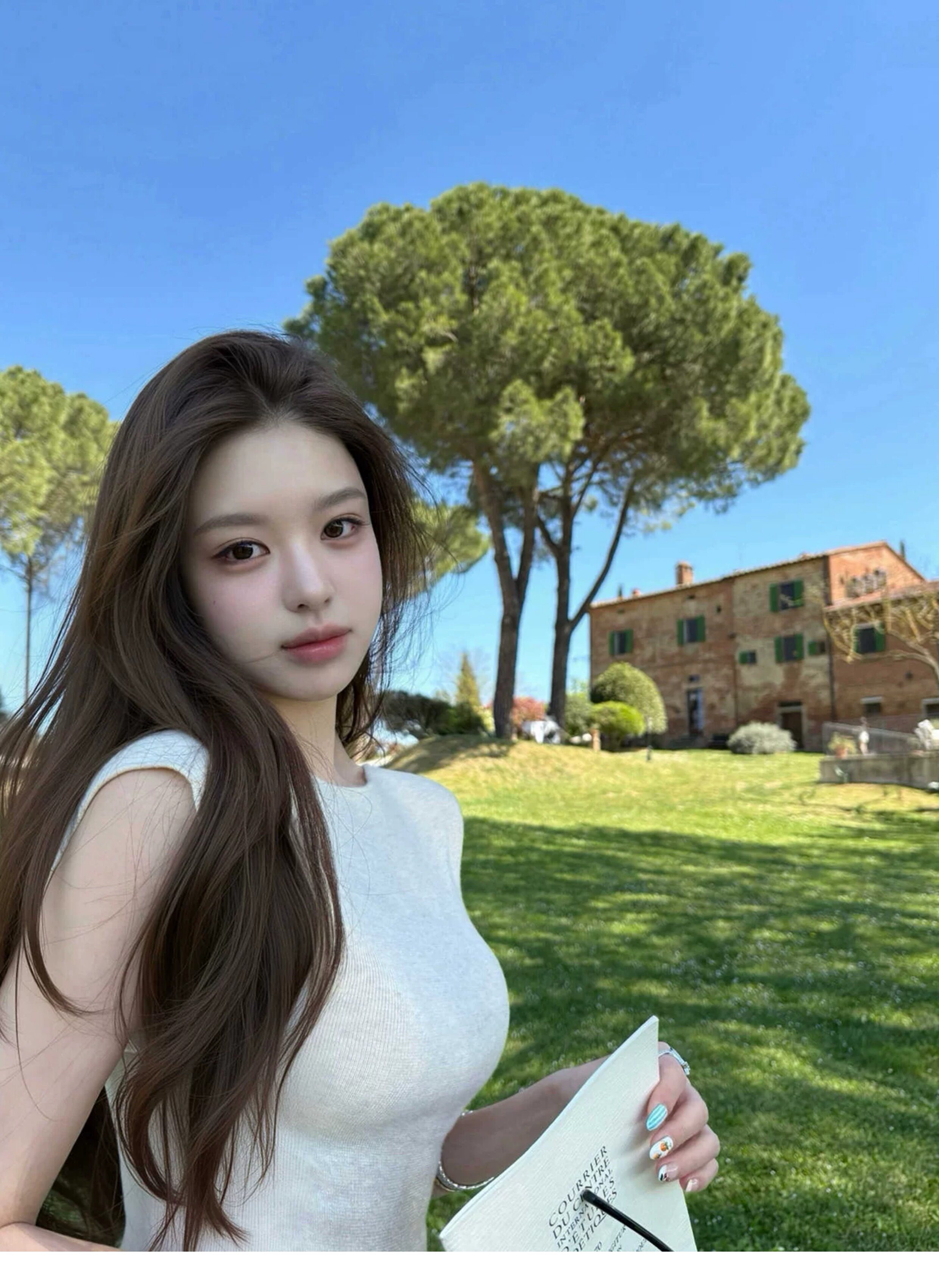 한 부서 순수한 욕망 섹시함 백리스 니트 티셔츠 여성 여름 외출용 작은 키 몸매 가꾸기 슬림해 보이는 핫걸 쇼트 스타일 맨위