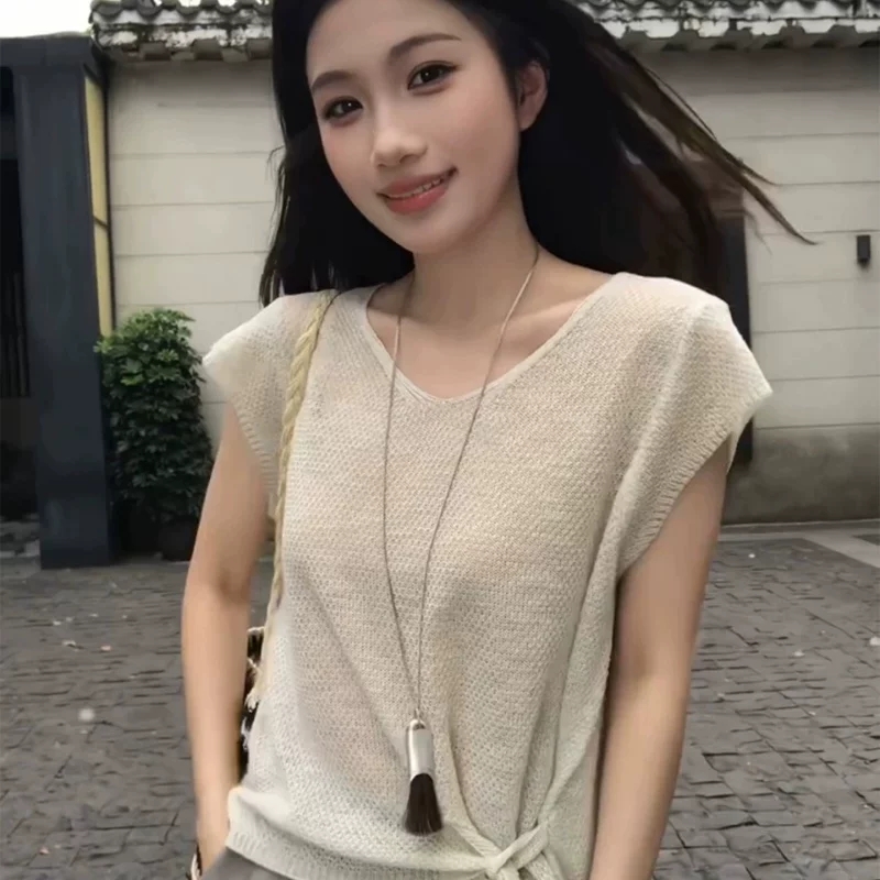 한 부서 착용 가져 가라. V넥 작은 날다 소매 짠 셔츠 여성 여름 디자인 센스 작은 대중 레이스업 슬림해 보이는 다용도 맨위 얇은 스타일