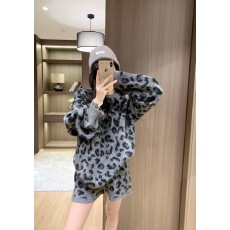 批发爆款豹纹复古慵懒风毛针织套装保暖套头毛衣短裤两件套<b class='q'>外贸</b>跨境