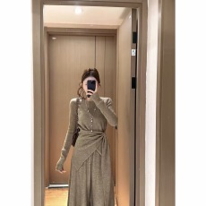 批发休闲风甜美<b class='q'>街头</b>风INS风时尚套装秋冬针织开叉大裙裤套装长袖高腰