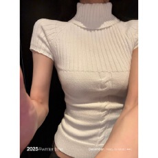 批发SUNONEONE圣诞穿搭 韩系设计感扭花短袖毛衣女<b class='q'>冬</b>季修身高领针织衫