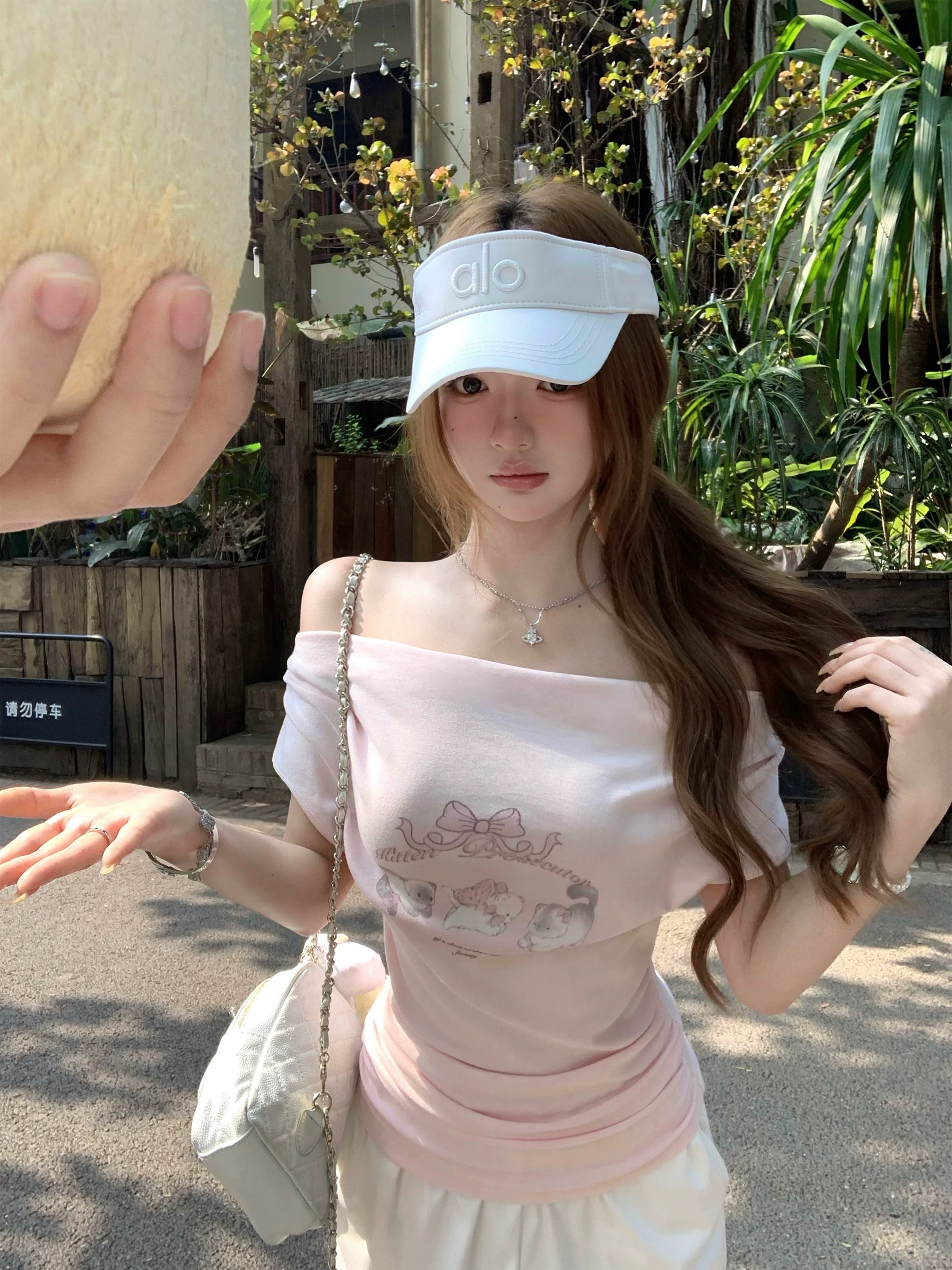 q 여자 집 고양이 사랑의 신 주간 실크 흔들다 칼라 오프숄더 둘 착용 프린트 맨위 반팔 여성 티셔츠 2026 새로운 여름