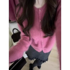 批发韩系穿搭玫红色针织<b class='q'>开衫</b>外套女秋冬独特超好看毛衣外穿<b class='q'>马海毛</b>上衣