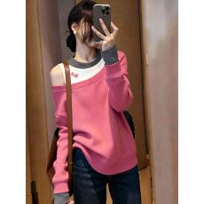 批发漂亮出片粉色假两件露肩上衣服女装春秋新款潮牌洋气百搭卫衣外套