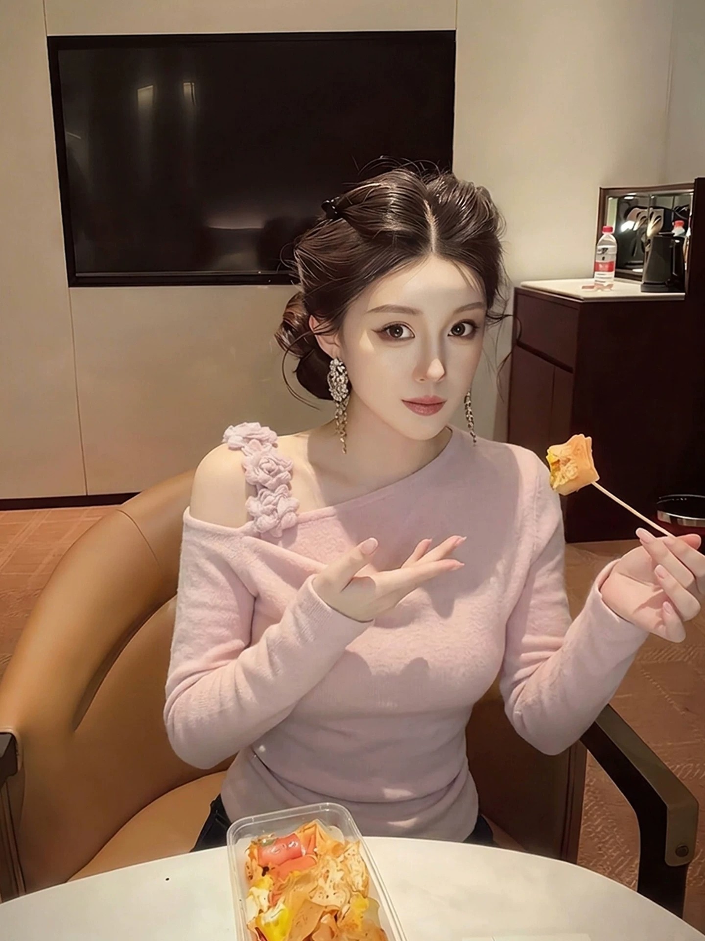 이른 봄 고유 한 아름다운 맨위 2026 새로운 품격 여성 디자인 센스 아니요 명중 섹션 자이언트 잘 생긴 ~ 중 긴팔 티셔츠