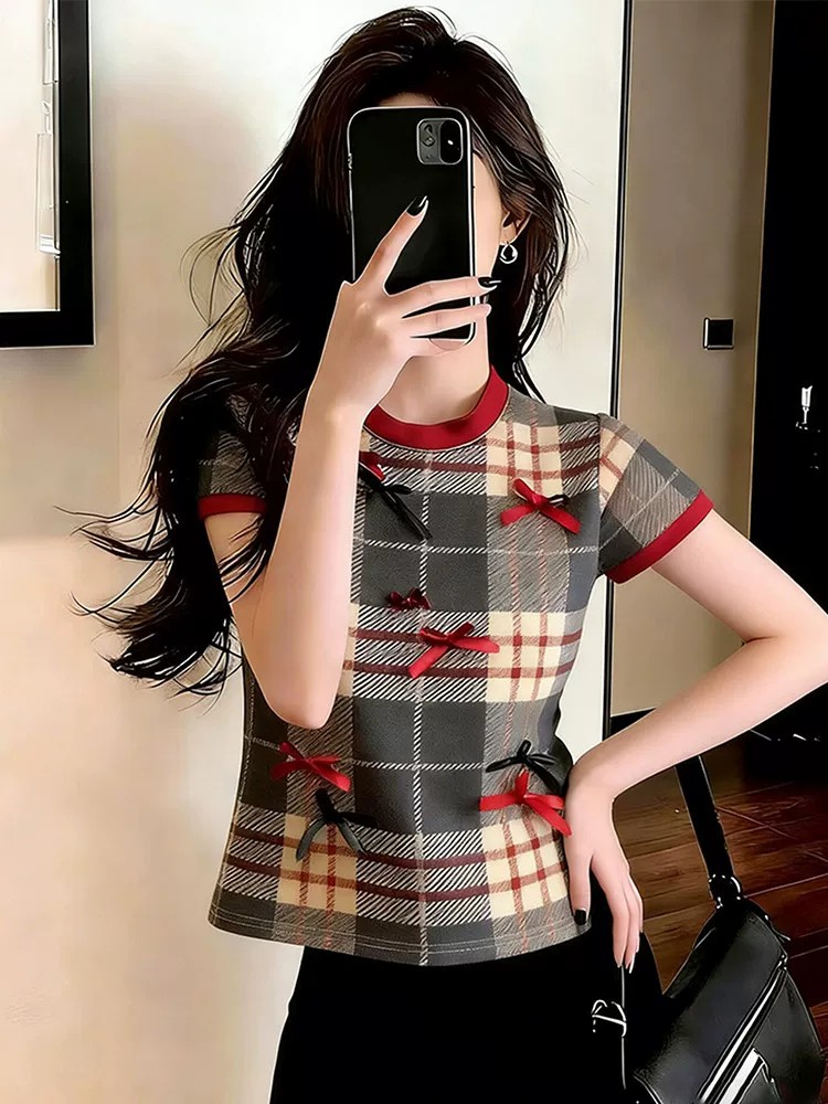 튀김 거리 고유 한 아름다운 맨위 여자 2026 새로운 품격 디자인 고급 센스 아름다운 자이언트 잘 생긴 반팔 티셔츠