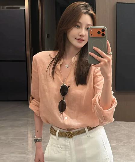 긴팔 여성 셔츠 2026 봄 새로운 작은 폴로 칼라 루즈핏 표지 고기 품격 슬림해 보이는 다용도 얇은 스타일 자외선 차단 셔츠
