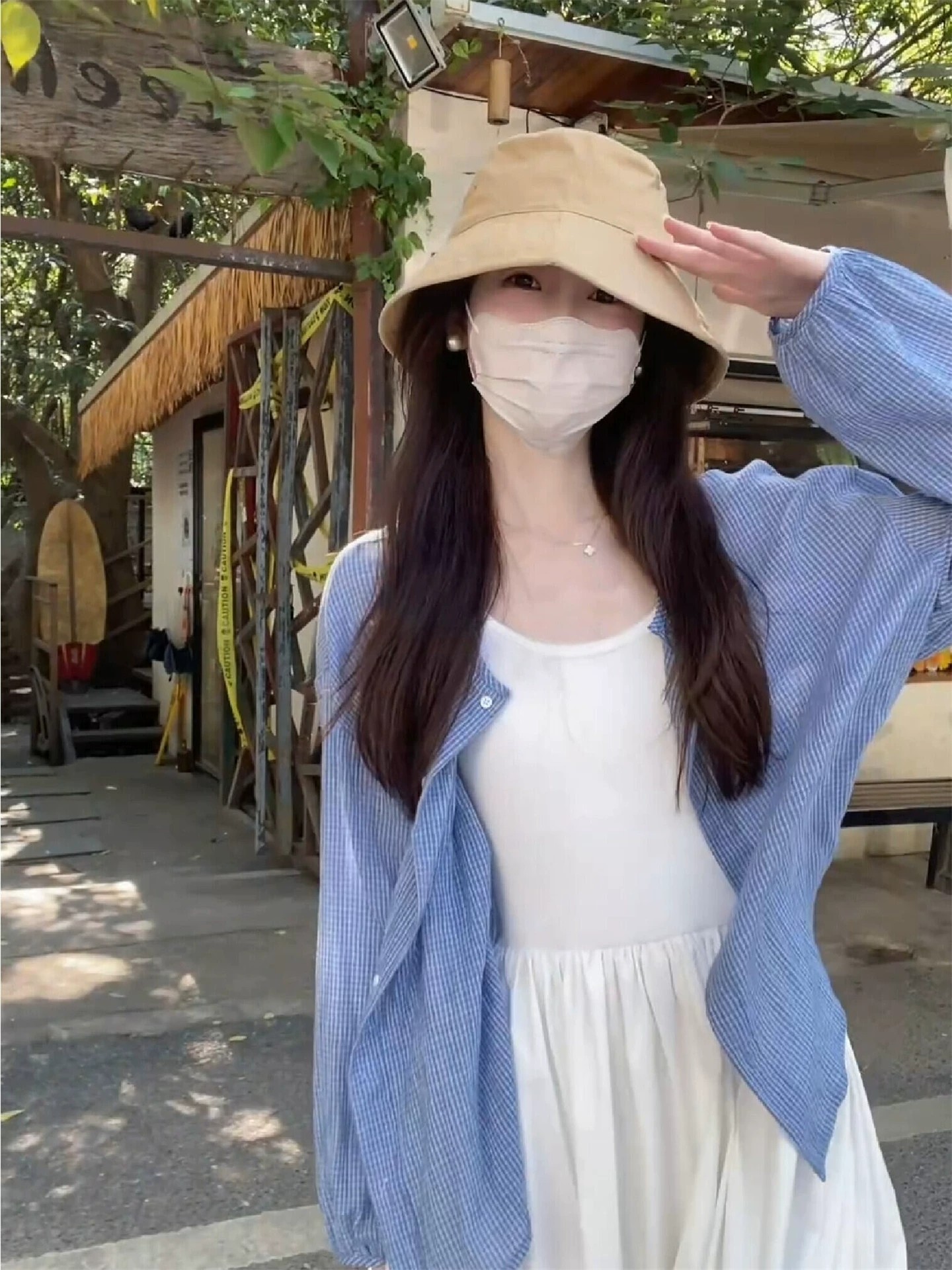 한 부서 파란색 스트라이프 면 린넨 쇼트 스타일 자외선 차단 여성 셔츠 여름 작은 키 외부 가져 가라. 얇은 스타일 오픈 가디건 셔츠 재킷