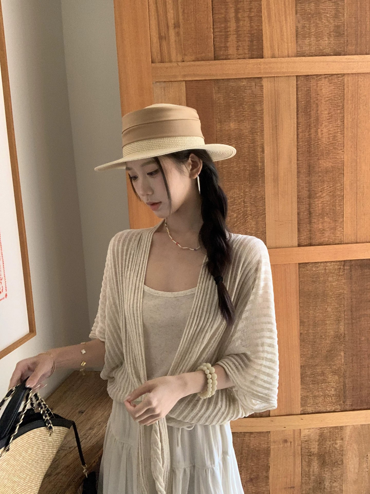 레드 맨 파빌리온 자외선 차단 블라우스 여성 2026 새로운 여름 맨위 에어컨 셔츠 외부 가져 가라. 홀로우 아웃 니트 오픈 가디건 투피스 세트