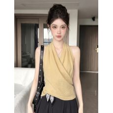 批发辣妹风V领交叉黄色挂脖背心女夏季<b class='q'>新款</b>度假风薄款系带无袖上衣潮