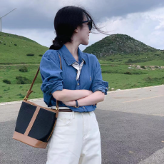 批发2025秋季新款复古美拉蓝<b class='q'>衬衫</b>女高级感森林系chic简约百搭长袖上衣