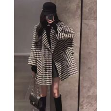 批发小香风秋冬季毛呢外套<b class='q'>女</b>2025新款高级感超好看千鸟格呢子宽松<b class='q'>大</b>衣