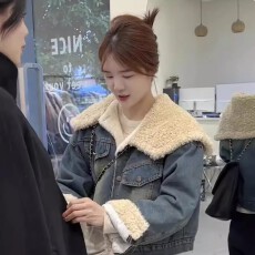 批发高级感翻领羊羔毛加绒牛仔短外套女冬季新款加厚气质棉服夹克上衣